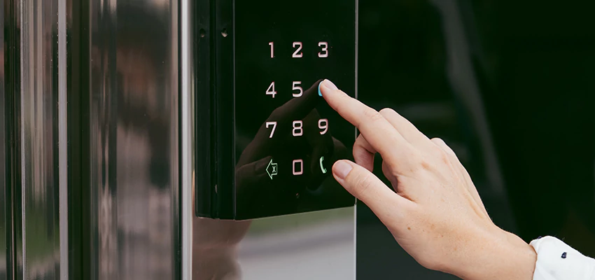 Keyless Door Entry System in Burbank, CA