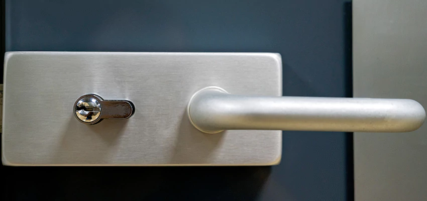 Change Patio Door Locks in Burbank, California