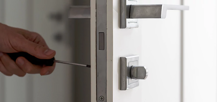 Key Programming Locksmith Open Now in Burbank, California